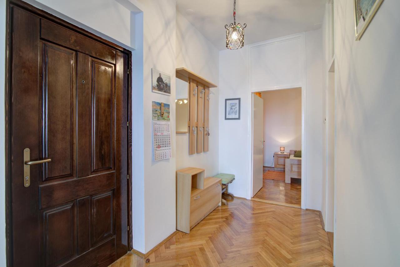 סנג' Apartment Riva מראה חיצוני תמונה