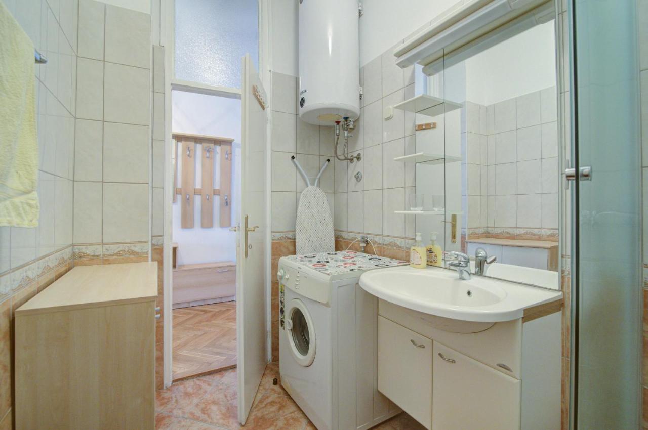 סנג' Apartment Riva מראה חיצוני תמונה